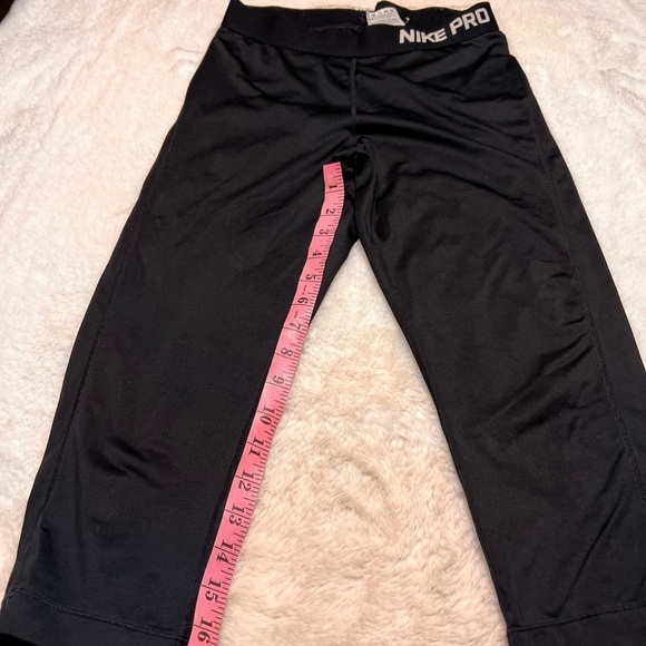 Nike Dri fit compression cropped training leggings womens size medium - Picture 6 of 6